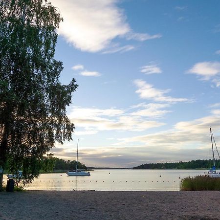 Вилла Vita Grindarna / Djuroe Havsbad Djurhamn Экстерьер фото